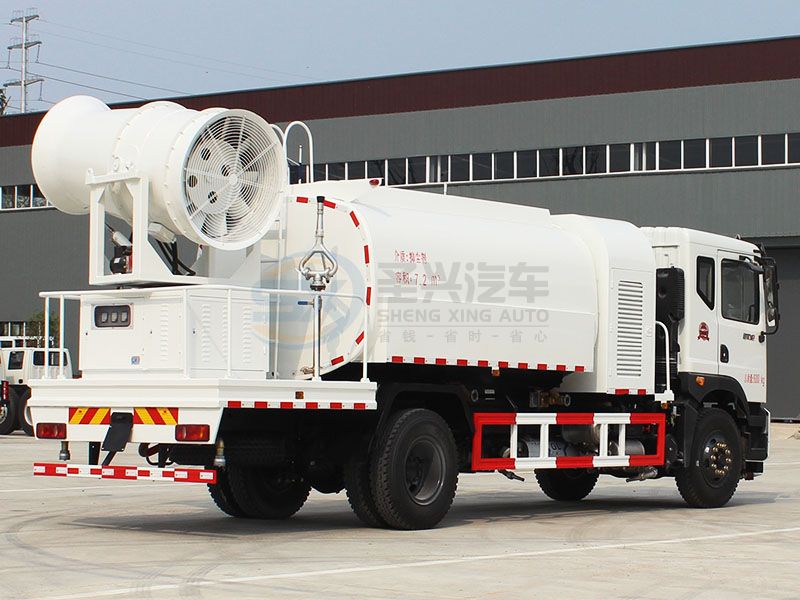 東風御虎80米多功能抑塵車