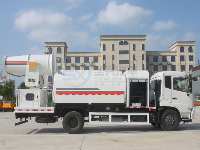 東風(fēng)天錦100米多功能抑塵車