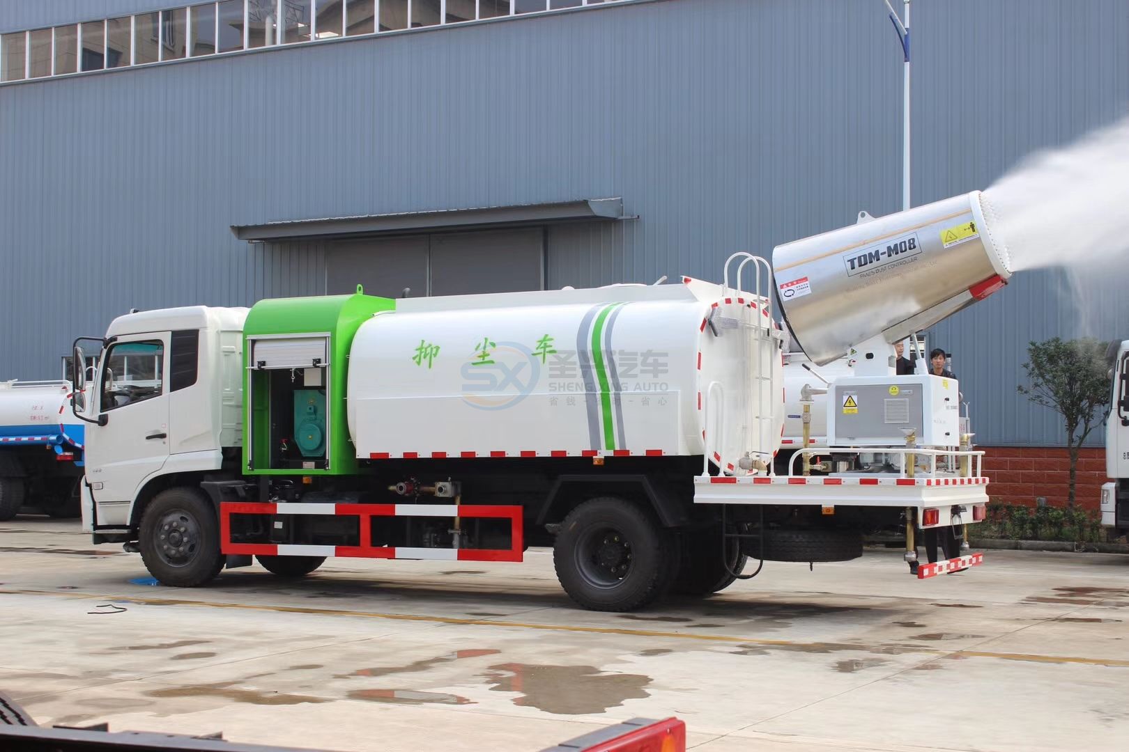 東風(fēng)天錦80米多功能抑塵車