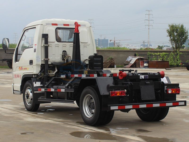 福田時代小卡之星勾臂垃圾車