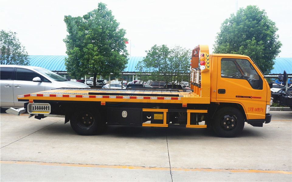 江鈴順達(dá)藍(lán)牌一拖二清障車