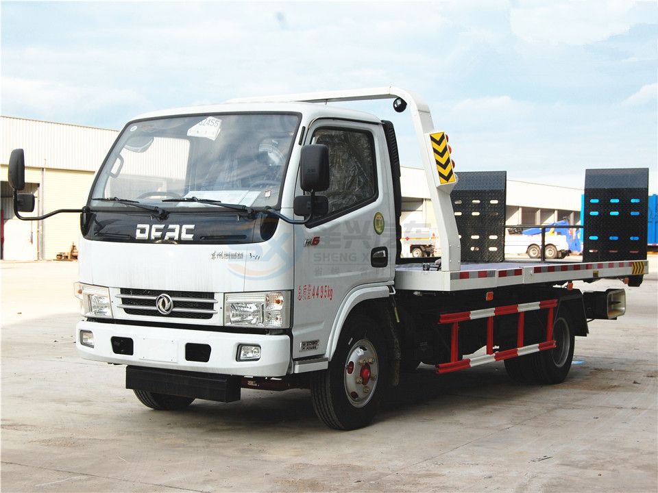 東風(fēng)多利卡一拖二清障車