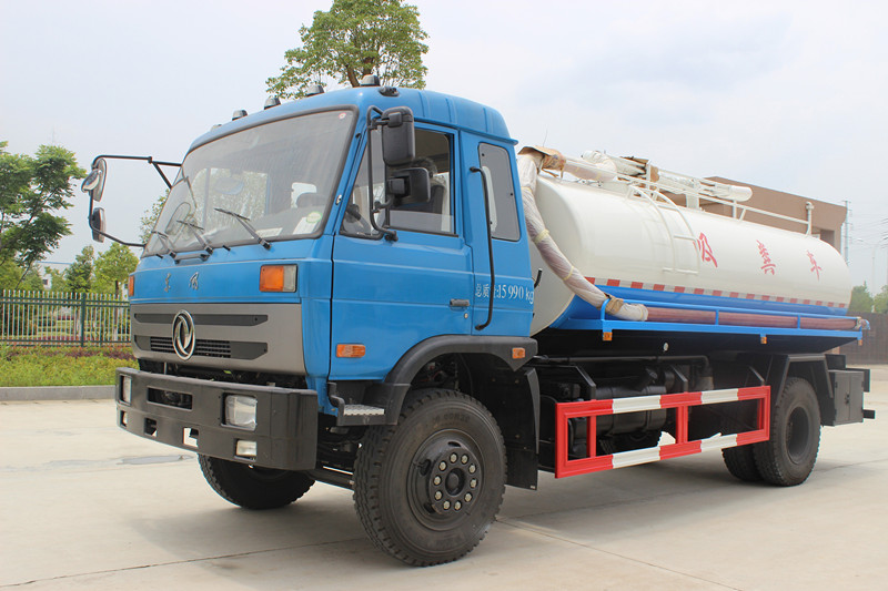 東風(fēng)153型10方吸糞車