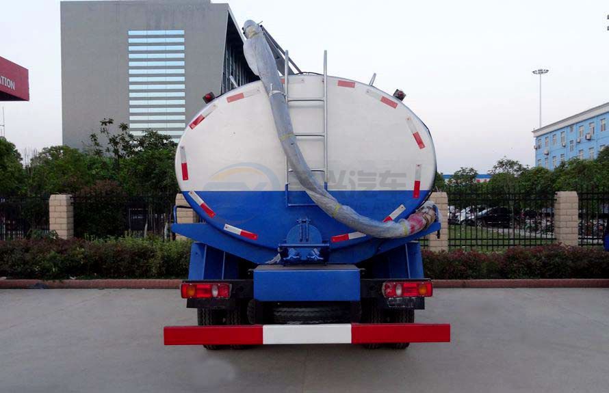 東風(fēng)天錦12方吸糞車