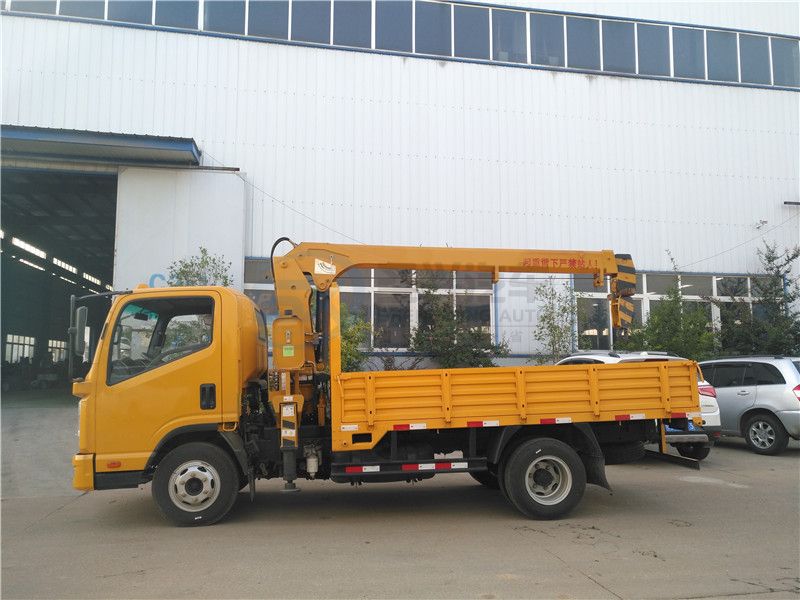 凱馬2噸隨車吊 凱馬2噸隨車吊