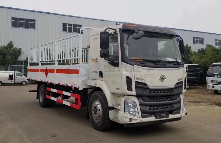 東風(fēng)柳汽6米6氣瓶運(yùn)輸車