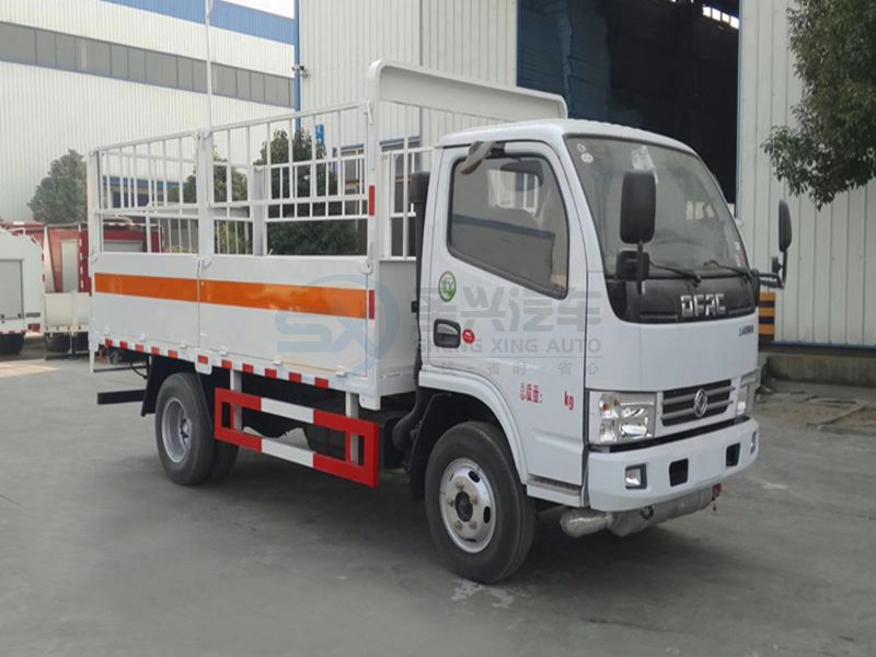 東風(fēng)多利卡4米氣瓶運(yùn)輸車