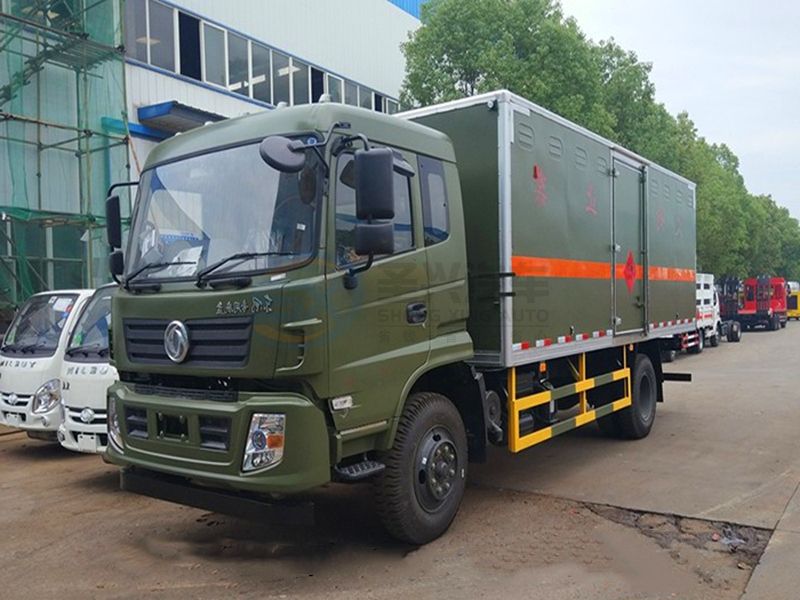 東風(fēng)6米1爆破器材運(yùn)輸車