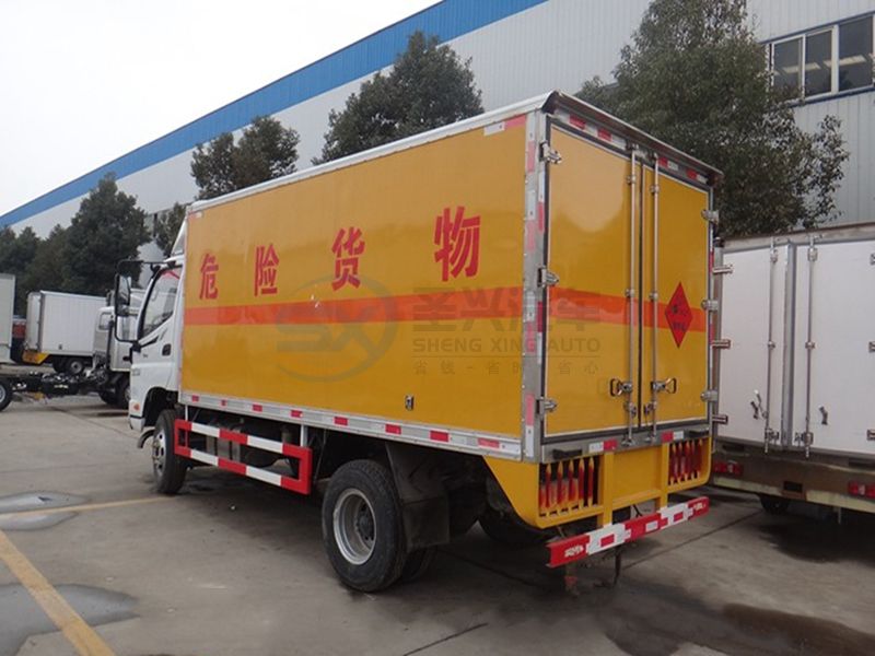 福田歐馬可4米爆破器材運(yùn)輸車