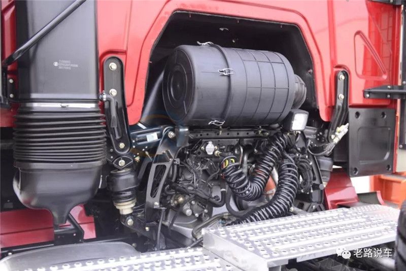 陜汽德龍X6000 (14)