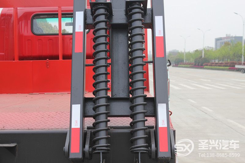 大運底平板挖機運輸車