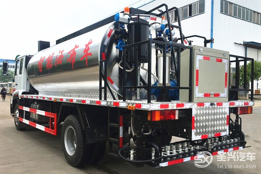 重汽斯太爾12噸瀝青灑布車