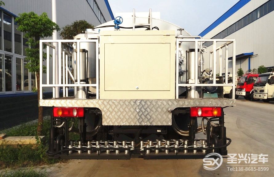 東風(fēng)天錦10噸瀝青灑布車