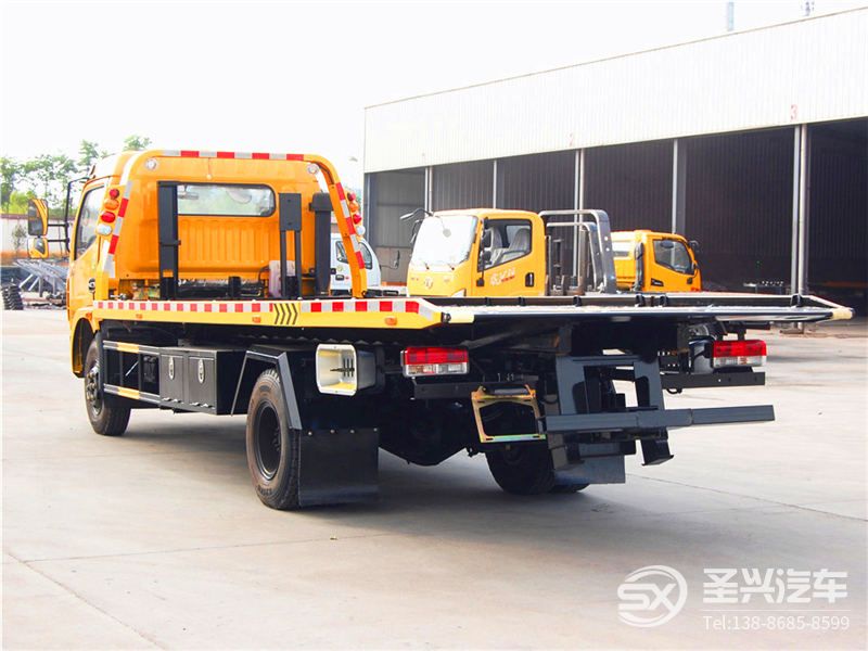 東風(fēng)大多利卡D8清障車