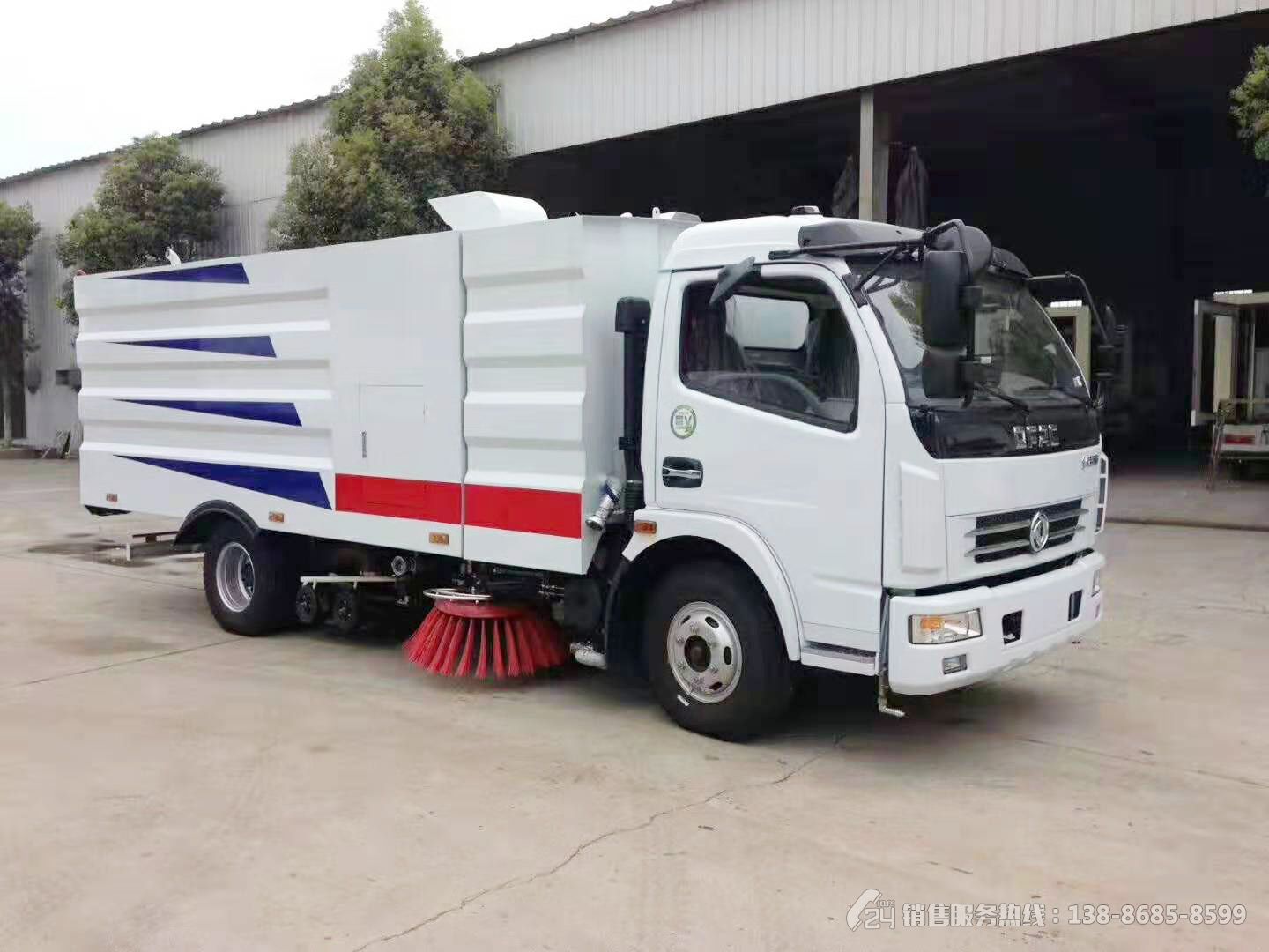 東風(fēng)大多利卡5+4.5方洗掃車