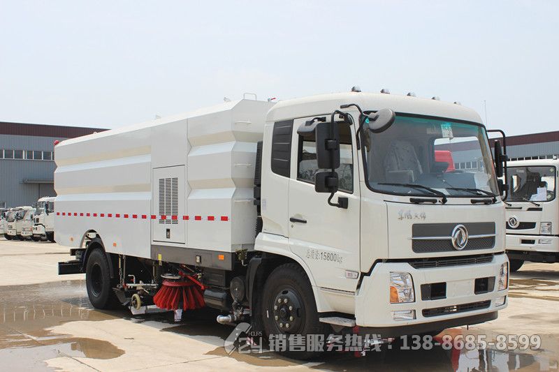 東風(fēng)天錦9+7方洗掃車