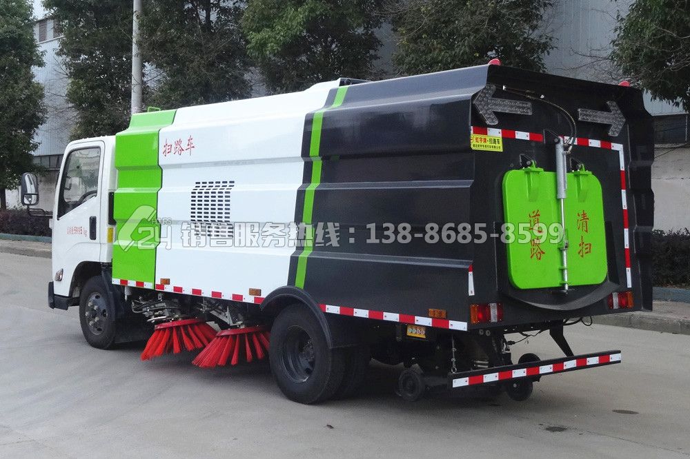 江鈴凱稅8噸掃路車