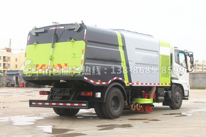 東風(fēng)天錦干式掃路車