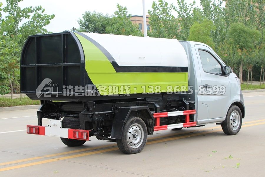 長安3方密封式收集垃圾轉(zhuǎn)運車