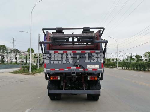 慶鈴五十鈴后翻桶無泄漏壓縮垃圾車