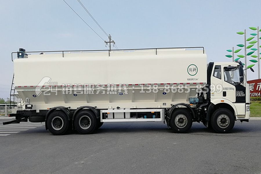 解放J6前四后八散裝飼料車40m3(20-25噸)