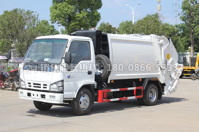 慶鈴五十鈴5方后裝壓縮式垃圾車