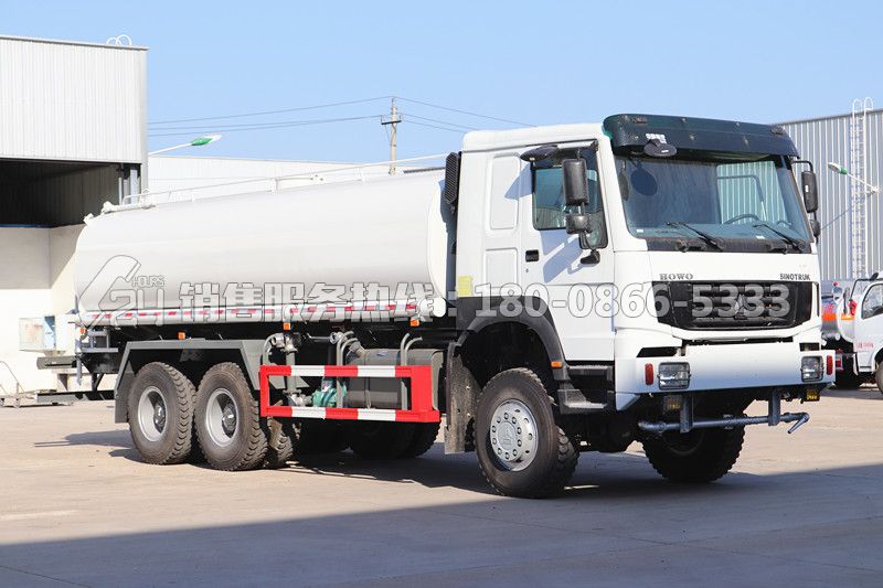重汽HOWO后雙橋20方灑水車