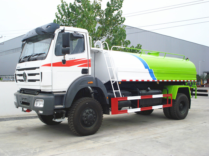 北奔重卡10方灑水車