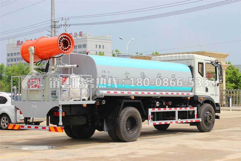 東風(fēng)專用T3型12方灑水車-30米霧炮