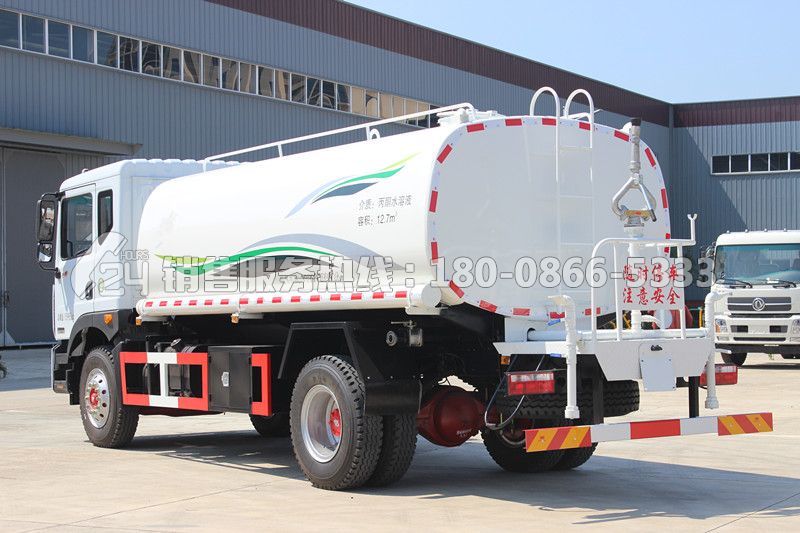 東風(fēng)多利卡D9灑水車15立方