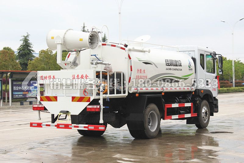 東風(fēng)D9多利卡12方霧炮灑水車(30米霧炮)