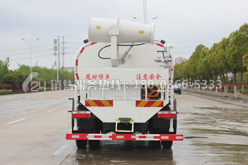 東風(fēng)D9多利卡12方霧炮灑水車(30米霧炮)