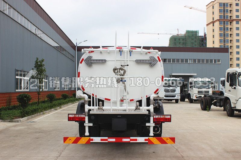 東風(fēng)多利卡D9灑水車12立方-帶前自動水炮
