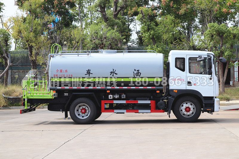 國六東風(fēng)多利卡D9灑水車14方