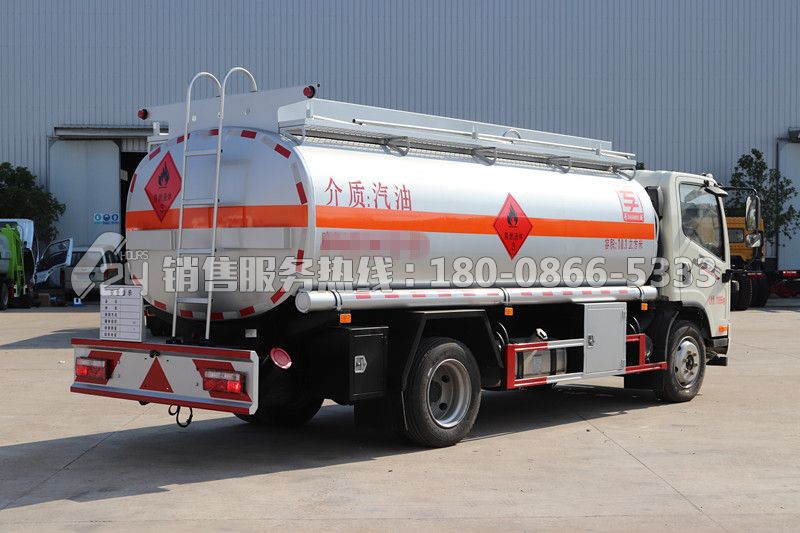 解放J6F加油車-10立方