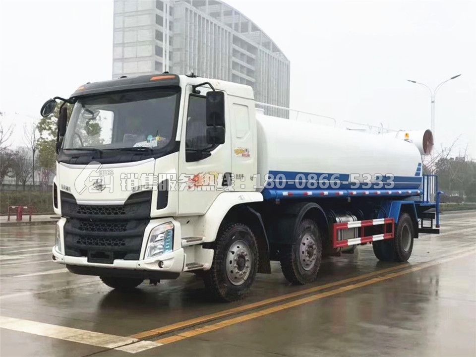 柳汽乘龍M3小三軸灑水車18立方-帶30米霧炮