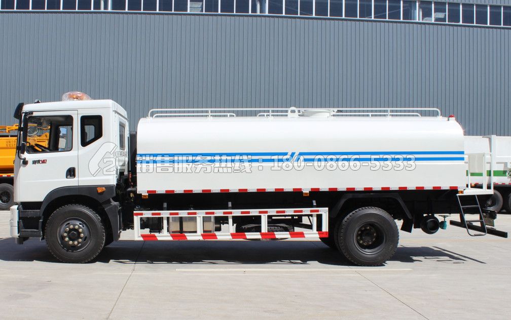 東風(fēng)T5型灑水車14.5立方