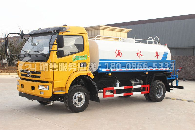東風(fēng)特商灑水車8方