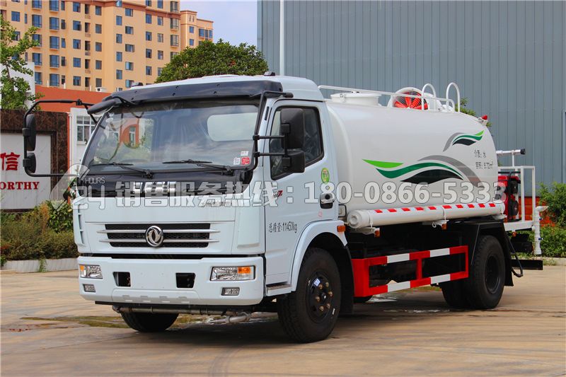 東風(fēng)多利卡D7灑水車8方-帶30米霧炮機(jī)