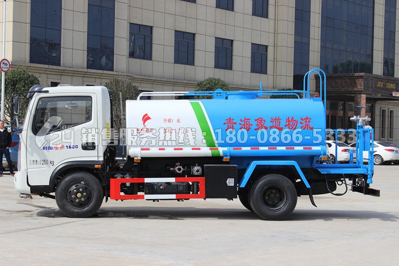 時風(fēng)風(fēng)馳1800灑水車5方