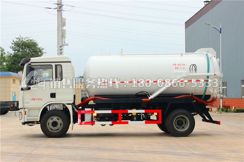 陜汽德龍L3000吸污車