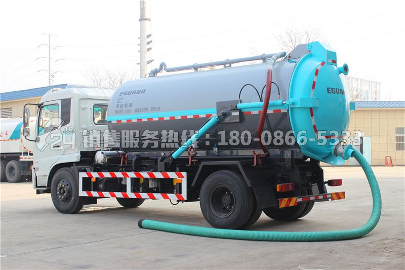 東風(fēng)天錦吸污車11方