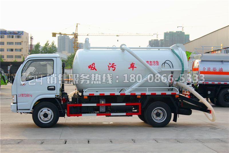 東風(fēng)多利卡D6吸污車4方