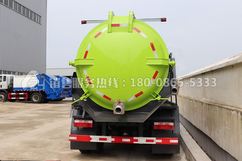 國六-東風(fēng)福瑞卡吸污車9方