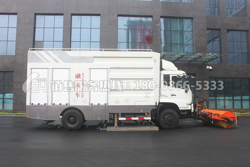 東風(fēng)天錦除雪融冰車