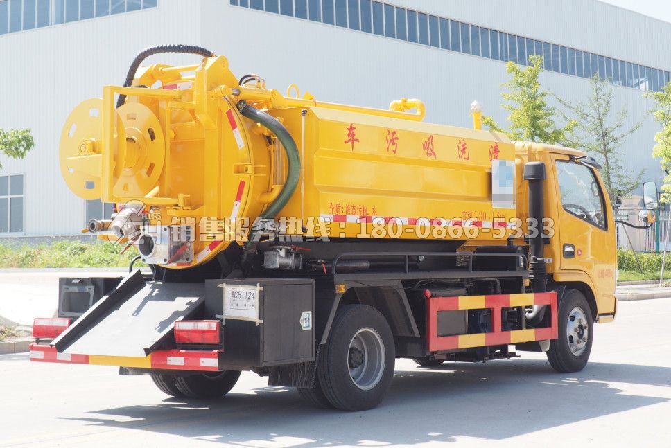 東風(fēng)多利卡D6清洗吸污車1.5+3.5方