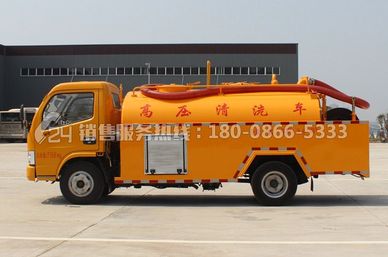 東風多利卡D6清洗吸糞車1.2+3.8方