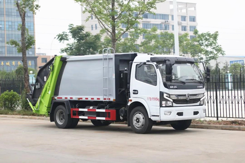 東風(fēng)K7凱普特壓縮式垃圾車8方
