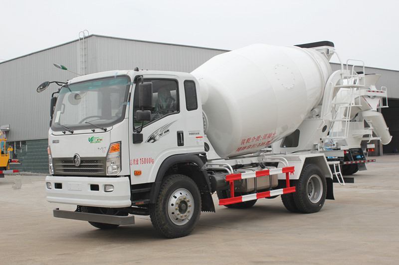 重汽王牌攪拌車6方