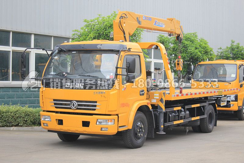 東風多利卡D7一拖二清障車-帶徐工3.2噸吊機